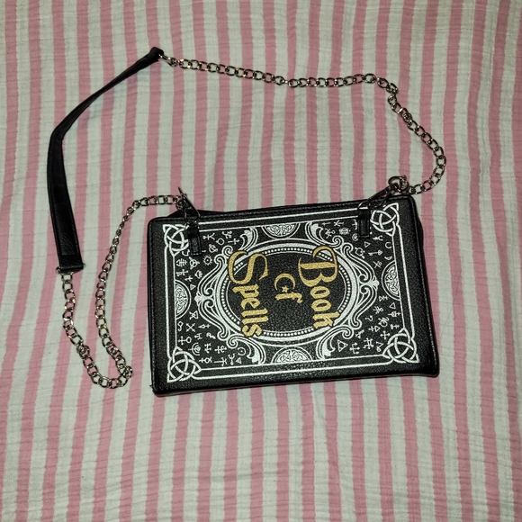 Black Book of Spells Purse - Picture 2 of 9